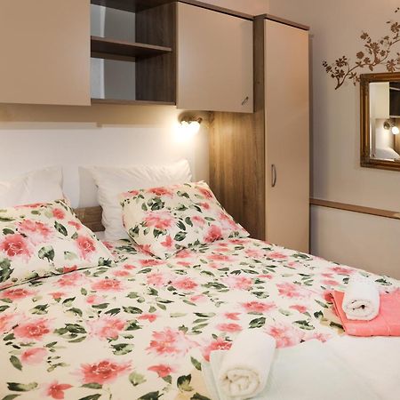 קאנפאנאר Apartments Faris מראה חיצוני תמונה