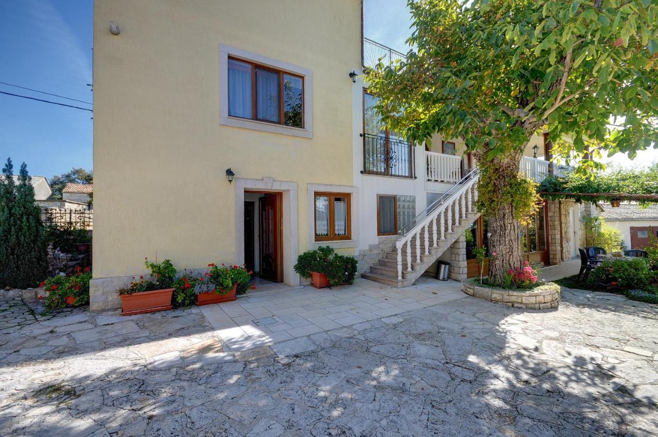 קאנפאנאר Apartments Faris מראה חיצוני תמונה