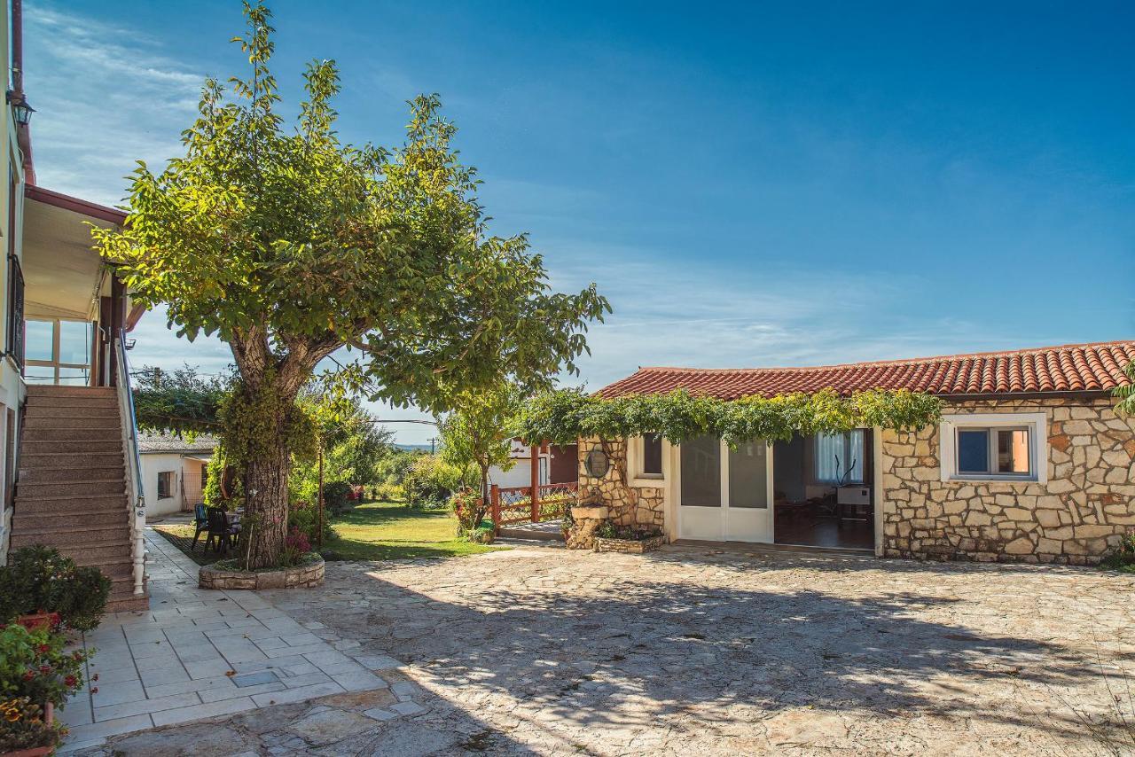 קאנפאנאר Apartments Faris מראה חיצוני תמונה